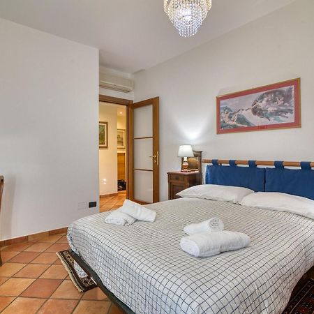 אלבניה La Casetta Sull'Albero 900M From The Sea - Happy Rentals מראה חיצוני תמונה